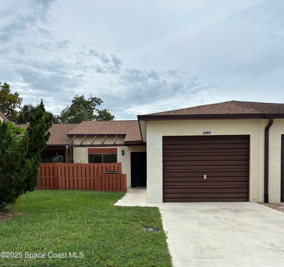 Photo - 1605 Gable Ct Townhome