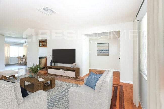 Photo - 7109 Orchid Lake Rd