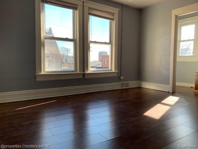 Photo - 4207 4th St Unit 7