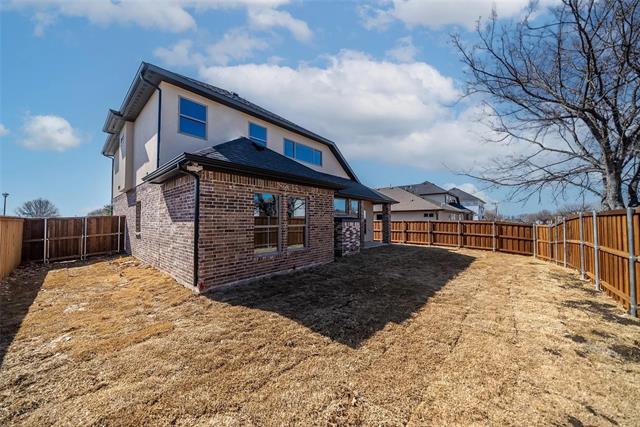 1063 Lake Trail Dr