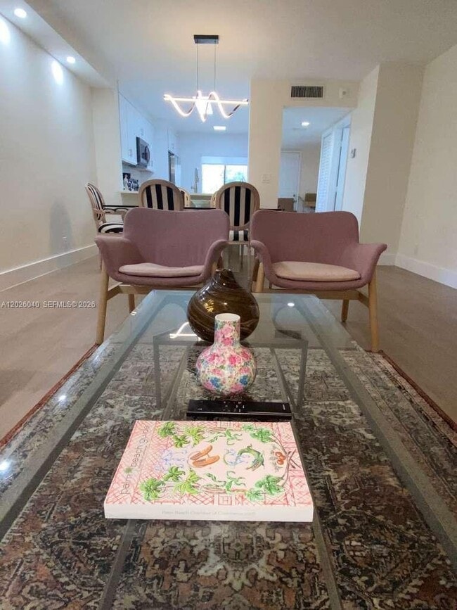 Photo - 7350 Kinghurst Dr