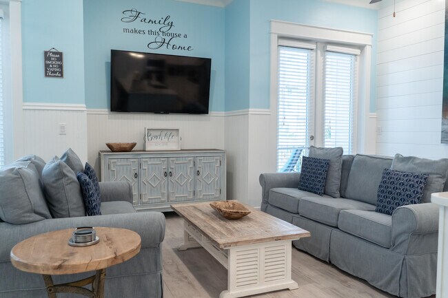 Photo - 53 E Pine Lands Lp