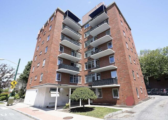 Photo - 125 Trapelo Rd Unit 16