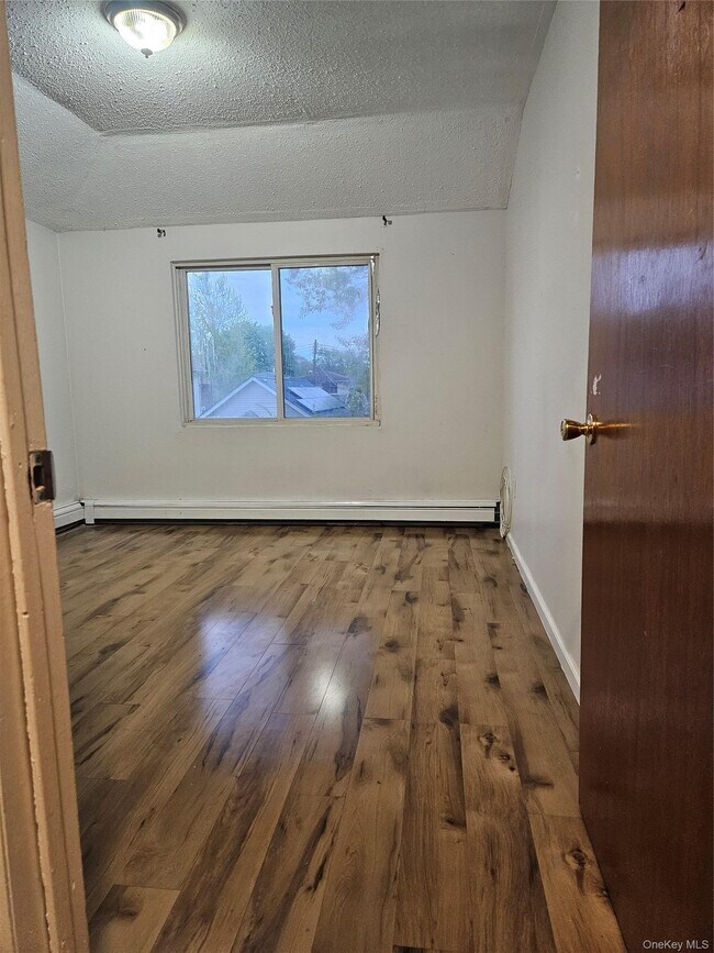 Photo - 150-16-150121 121st Ave Unit 2