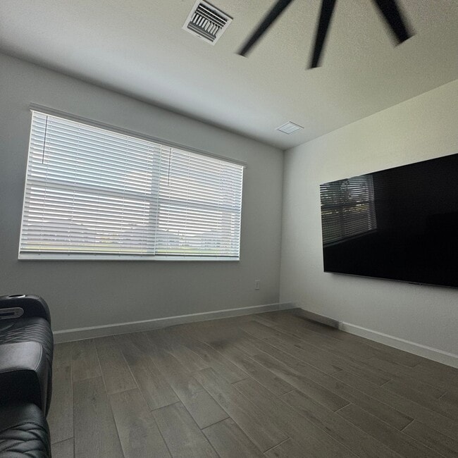 Photo - 14844 White Pearl Rd