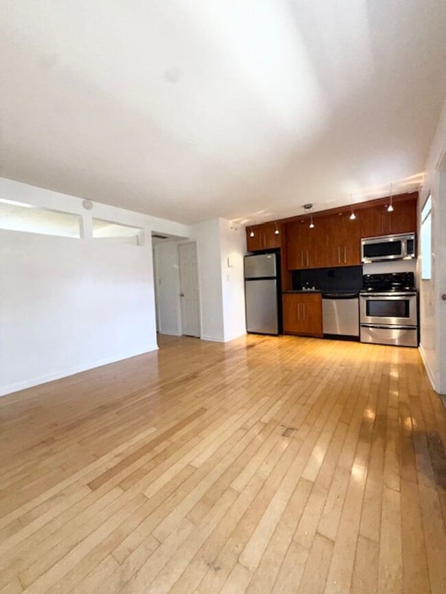 Photo - Old Delaney Square 1/1 Unit 18