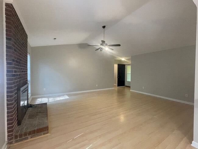 208 Canadice Rd