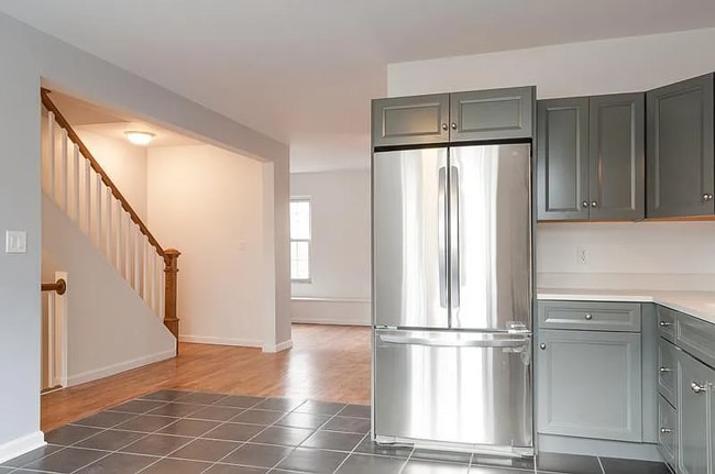 Photo - 5438 Claybourne St Unit 2