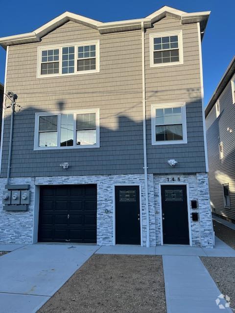 Building Photo - 148 B 26th St Unit 1 Rental