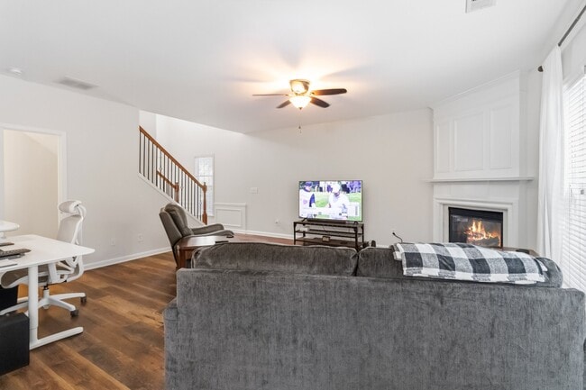 105 Finchley Dr