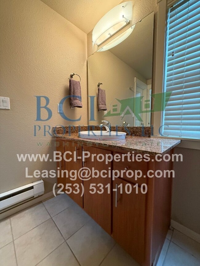 Photo - Beautiful 2 bedroom condo near JBLM/ Point...