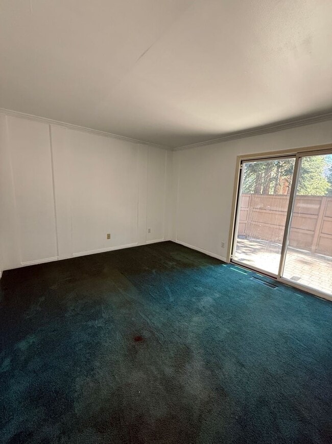 4 Kelley Rd