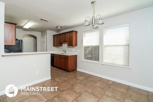 Photo - 3433 Heatherbend St