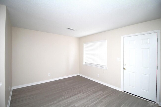 Photo - 10151 Guidy Ln