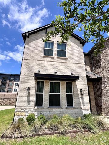 Building Photo - 3211 Midnight Dr Rental