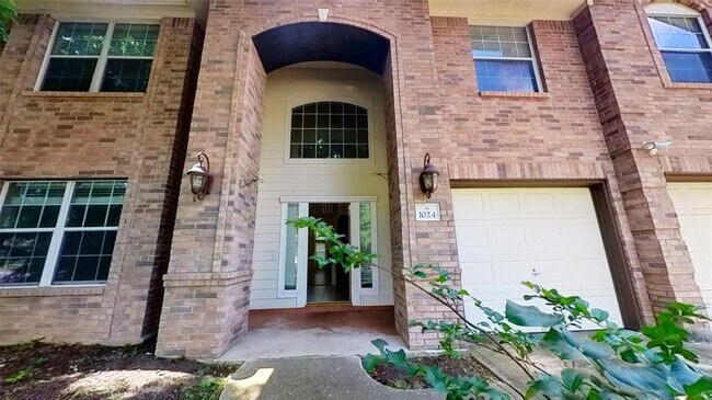 Photo - 1024 Klondike Loop