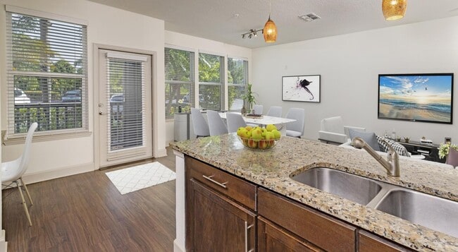 2BD, 2BA - 1180SF - Kitchen