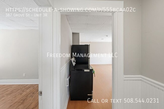 Photo - 387 Grove St Unit 3R
