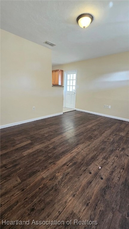 Photo - 117 Sparrow Ave