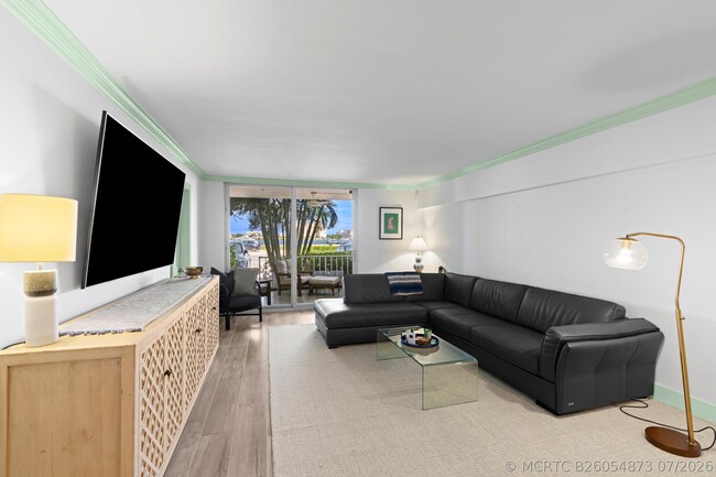 Photo - 917 N Flagler Dr Unit 108
