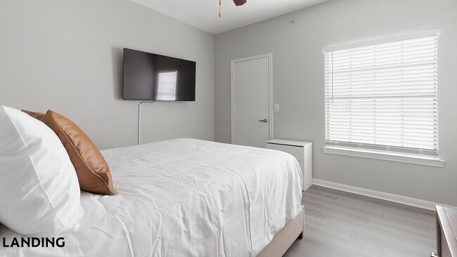 9835 Fredericksburg Rd Unit 226