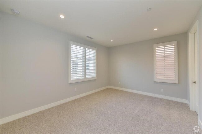 Building Photo - 147 Linda Vis Rental