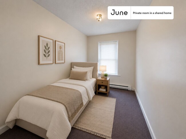 Building Photo - Room in Shared 3 bed/1 bath home