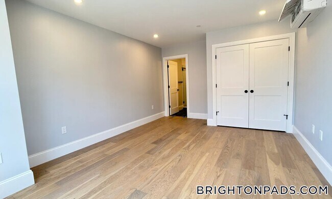 Photo - 425 Market St Unit 202