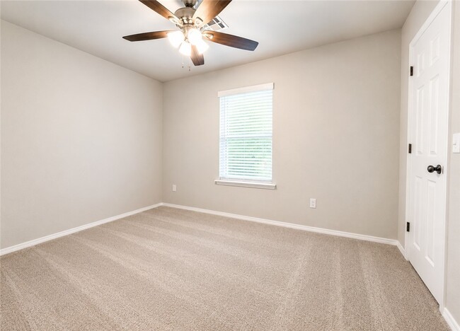 Photo - 1 Mills Ln