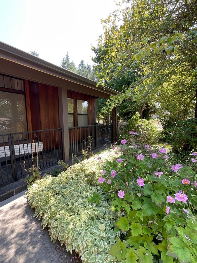 Photo - 11246 Airpark Ln SE