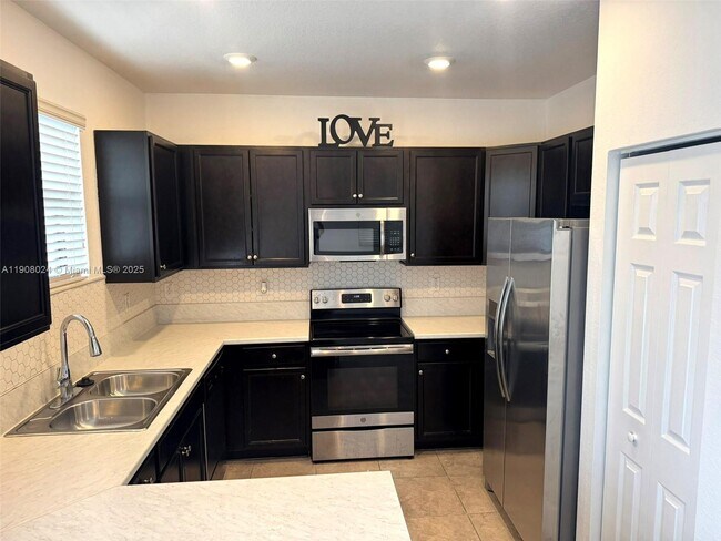 Photo - 3354 SE 1st Ct