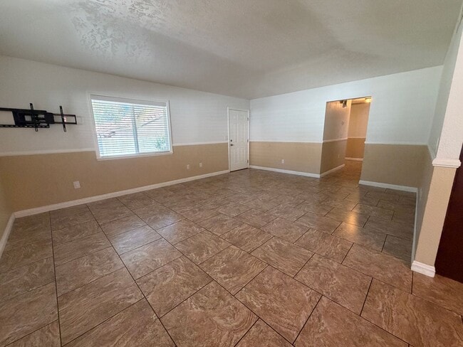 Photo - 1133 Willow Tree Dr