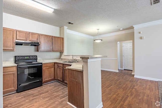 Interior Photo - Village Highlands