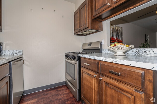 2BR, 1.5BA - 760SF - Kitchen