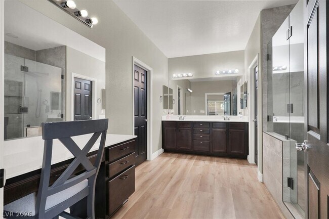 Building Photo - 1405 Fantastic Ct