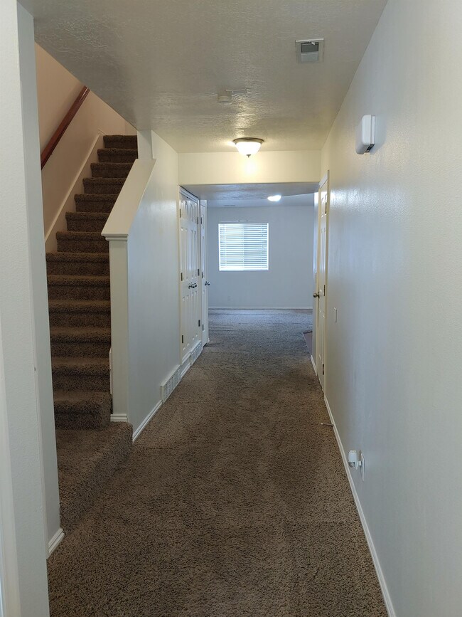 Photo - 1258 N Bridalwood Loop