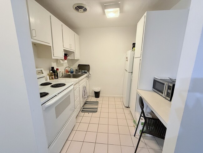 Photo - 205 Kent St Condo Unit 44
