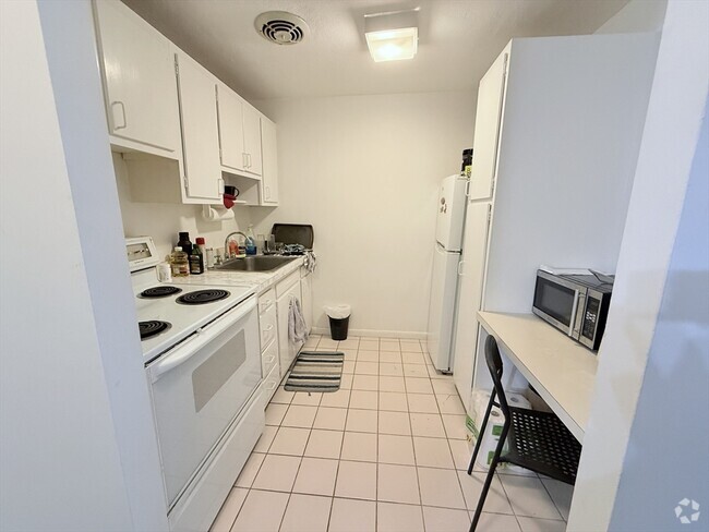 Building Photo - 205 Kent St Unit 44 Rental