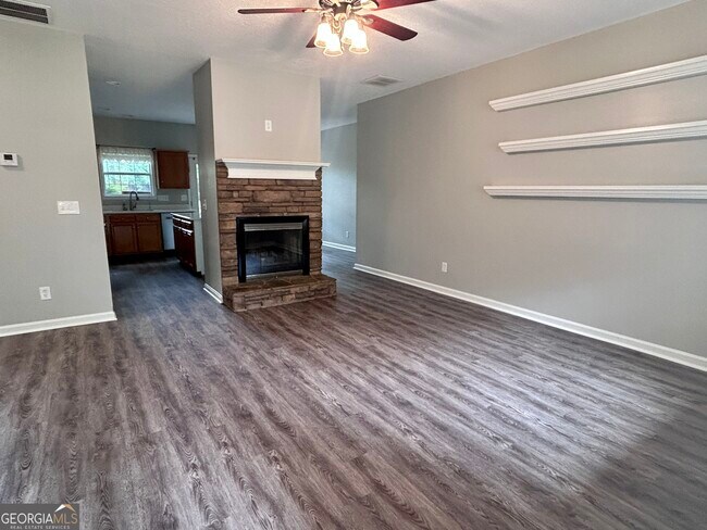 Photo - 140 Piedmont Dr