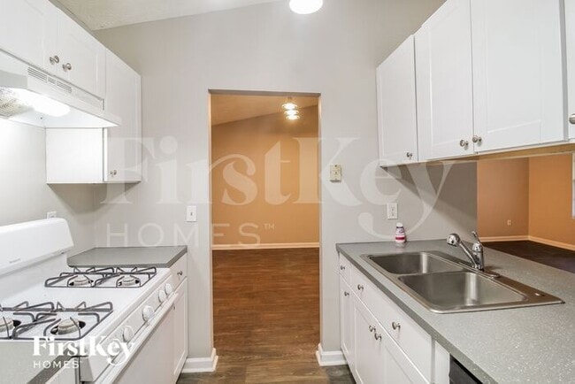 Photo - 1163 Mainstreet Valley Dr