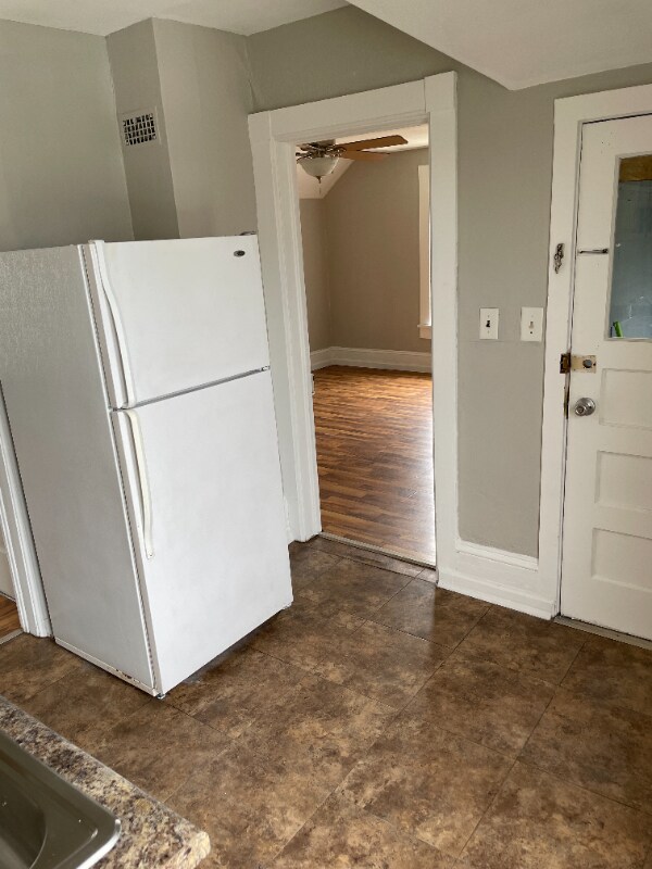 Photo - 1033 Redfield St Unidad 1033