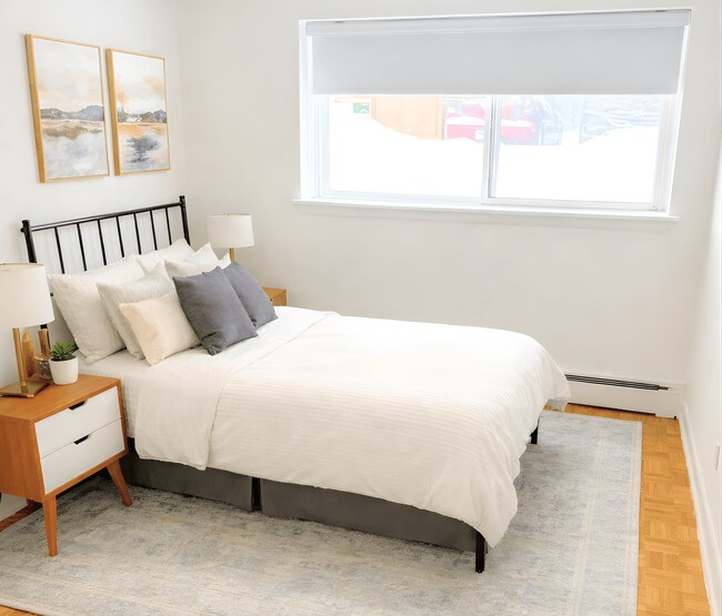 Photo - 621 Cummings Avenue