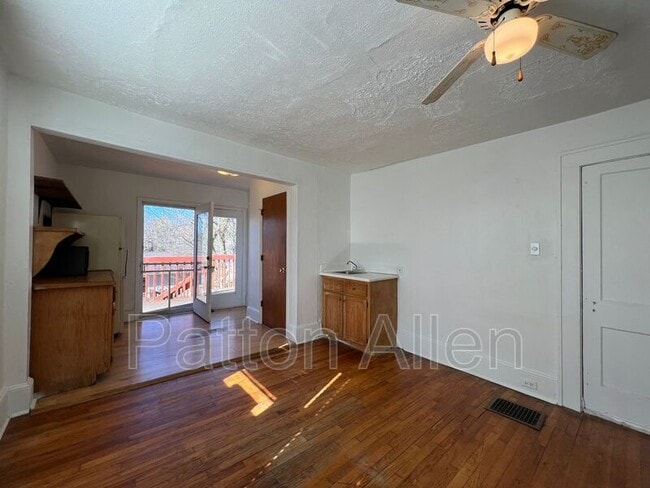 Photo - 29 Parkman Pl