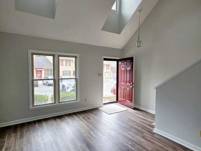 Photo - 93 Stone Hill Ct