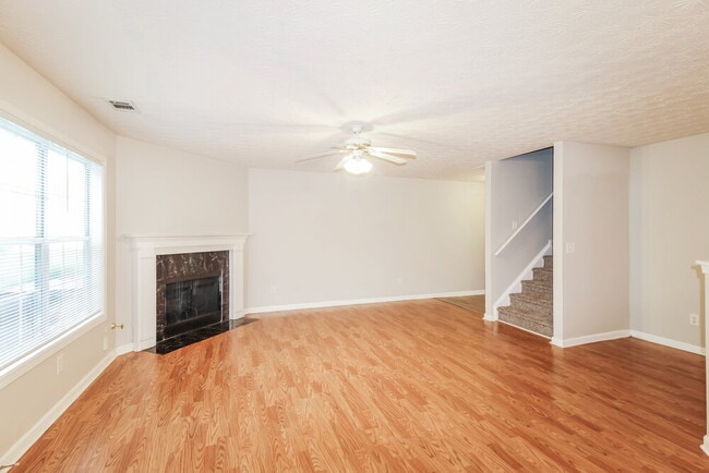 Photo - 740 Shadow Lake Dr