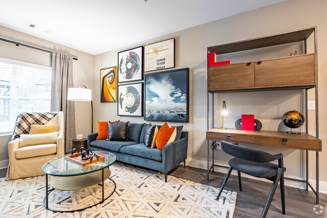 2BR, 2BA - 1182SF - Fairview Springs