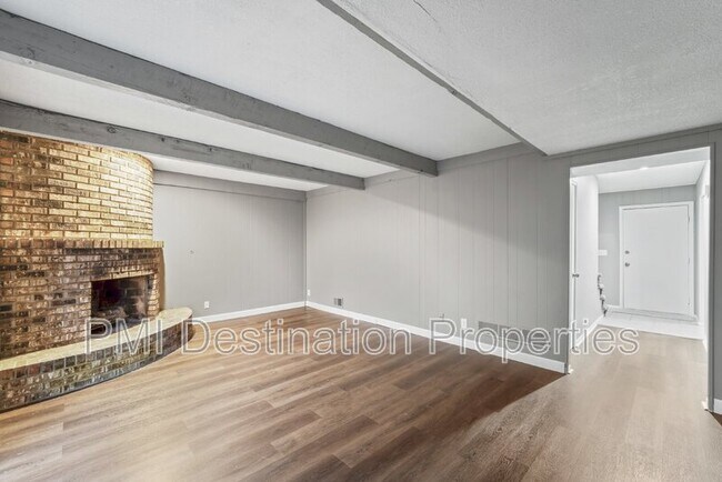 Photo - 16306 W 141st Terrace