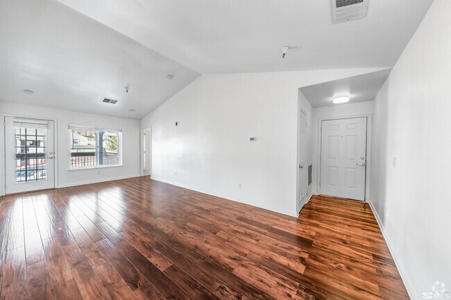 Building Photo - 200 Talus Way Unit 334 Rental