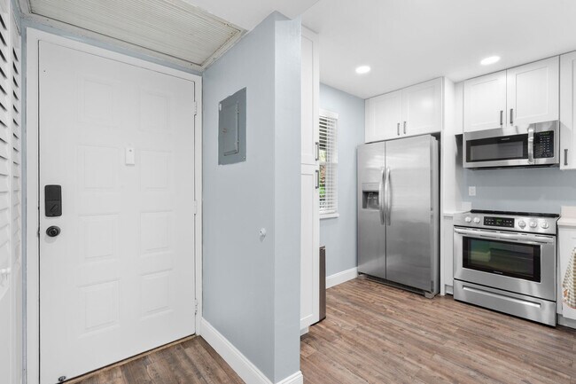 Photo - 8800 Royal Palm Blvd Unit 204-1