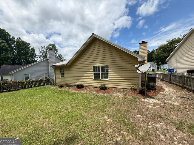 Photo - 125 Shadow Pond Rd